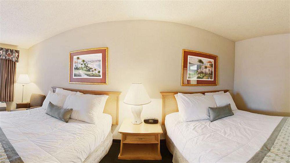 Days Inn By Wyndham Florida City Exterior photo