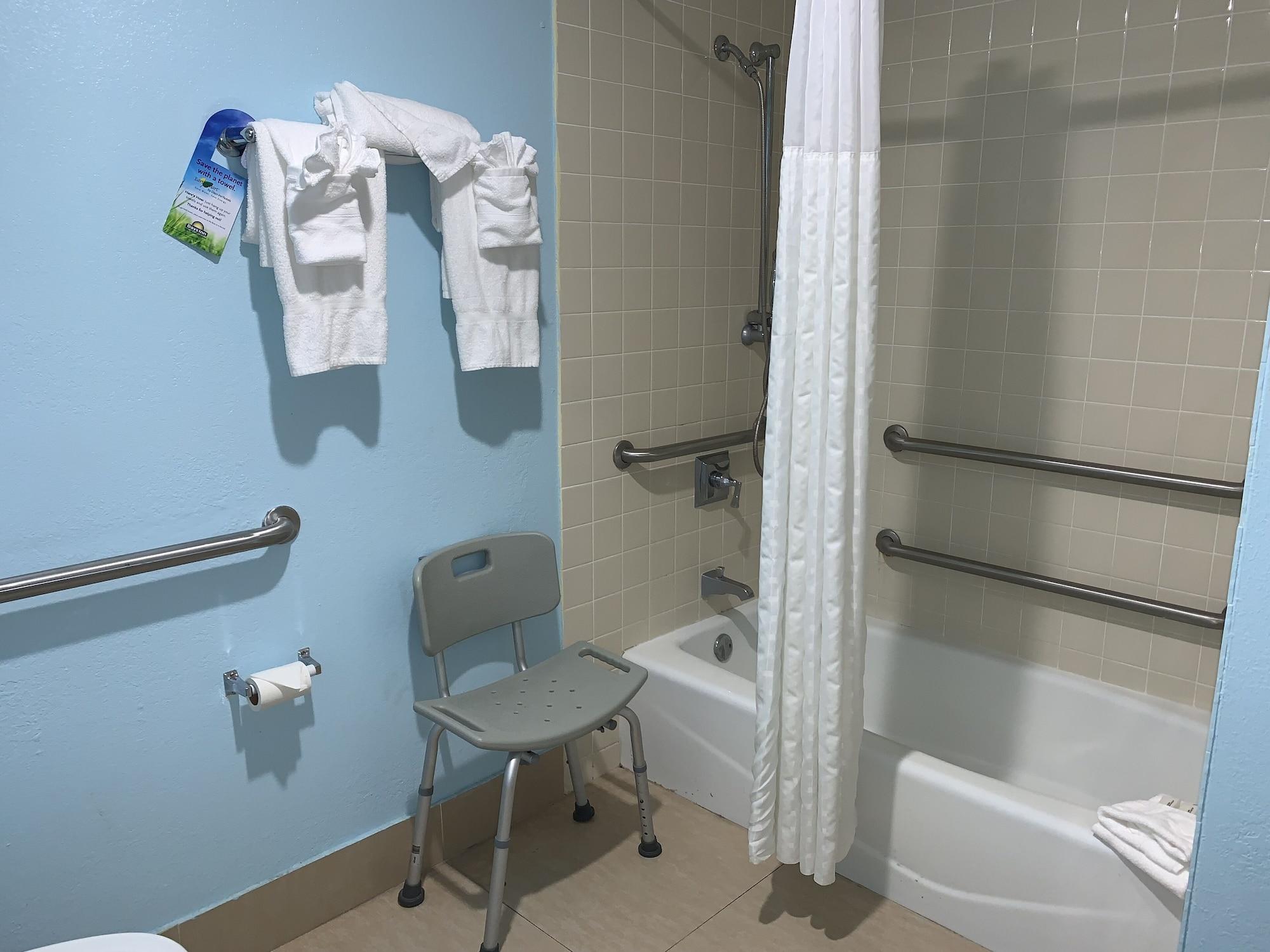 Days Inn By Wyndham Florida City Exterior photo