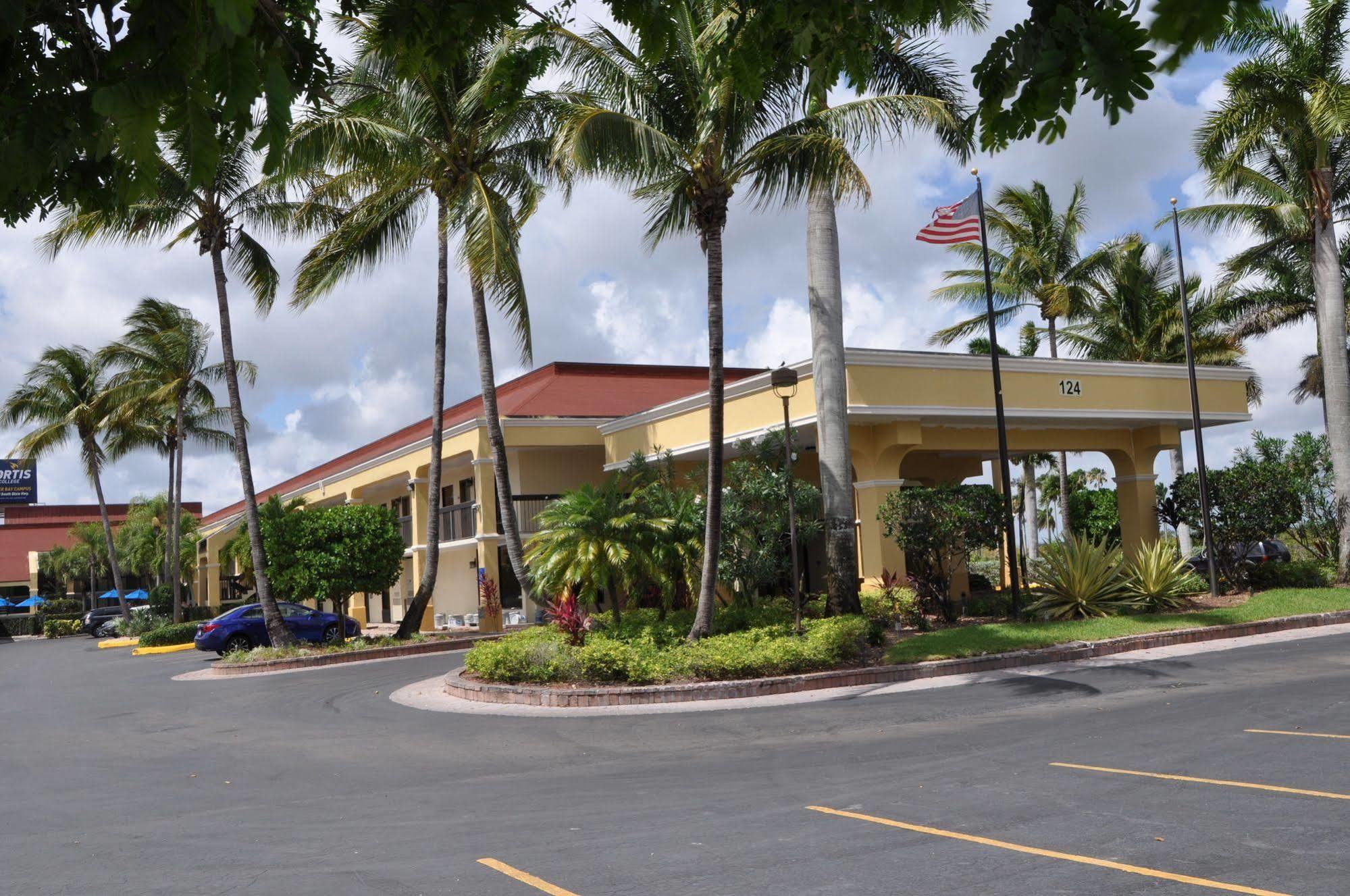 Days Inn By Wyndham Florida City Exterior photo
